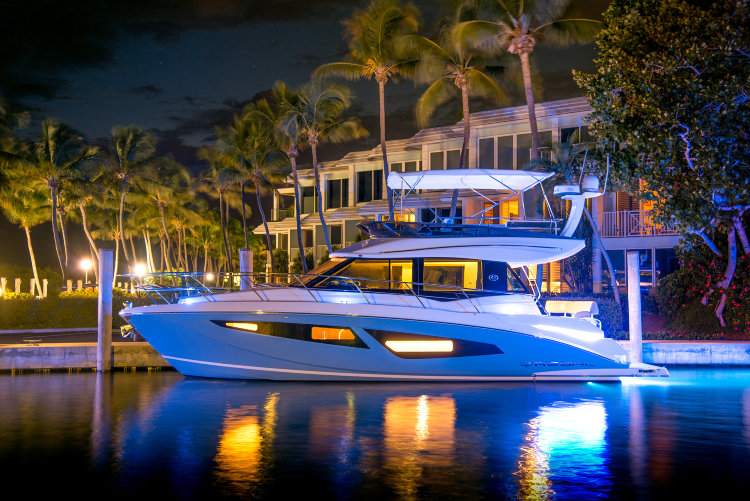 Regal 42 FLY Sportyacht